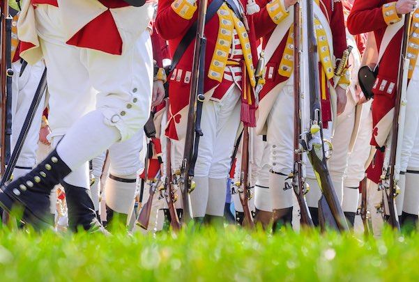 battle of lexington soldiers on field reenactment
