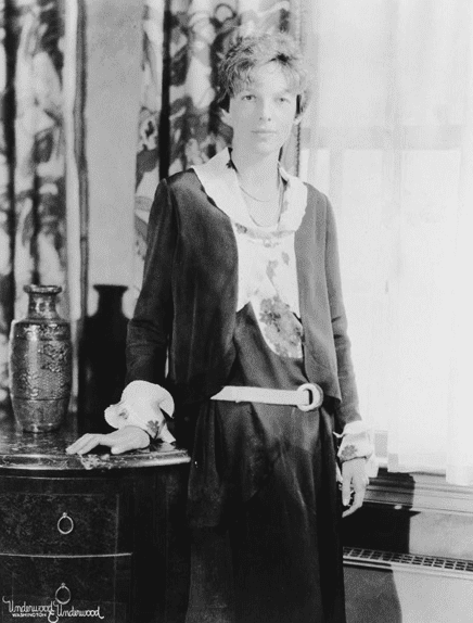 Photo: Amelia Earhart, c. 1932
