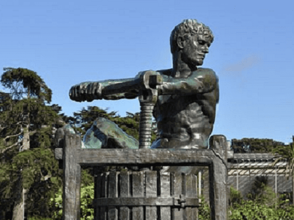 Photo: detail of the Apple Press Monument (a relic of the 1894 Mid-Winter Fair), Music Concourse, Golden Gate Park, San Francisco, California. Credit: Joe Mabel; Wikimedia Commons.