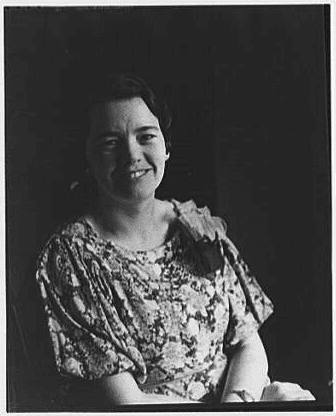 Photo: portrait of a woman in Berwyn, Maryland