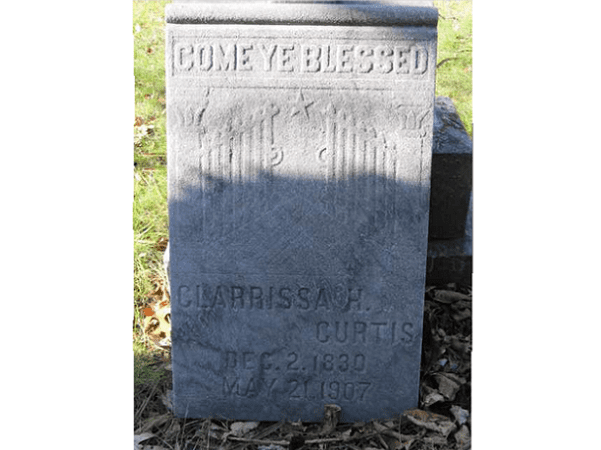 Photo: tombstone for Clara Curtis, Newaygo Cemetery, Newaygo, Michigan. Credit: Avalon Elizabeth Boullt; FamilySearch.