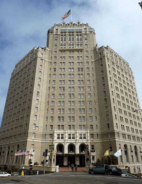 Photo: the InterContinental Mark Hopkins Hotel, San Francisco, California