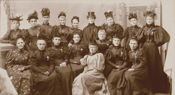 Photo: Iowa Women’s Relief Corps, c. 1890