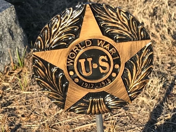 Photo: WWI grave marker. Credit: Gena Philibert-Ortega.