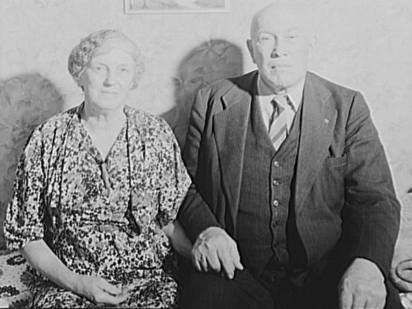 Photo: "Elderly couple who run a tourist home, Enosburg Falls, Vermont," by Jack Delano, 1940. Credit: Library of Congress, Prints and Photographs Division.
