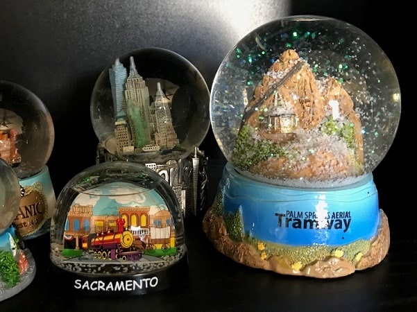Photo: snow globes. Credit: Gena Philibert-Ortega.