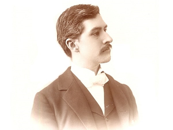 Photo: Franklin R. Cushman, taken at a studio in 1900 located in the Shepard & Company department store, originally at the corner of Clemence and Westminster Streets in Providence, Rhode Island. Courtesy of the University of Rhode Island.