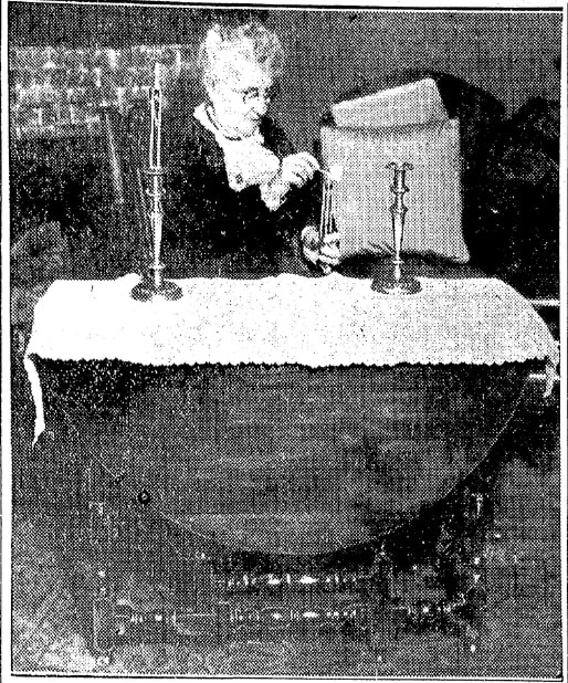 An article about Thanksgiving, Omaha World-Herald newspaper article 29 November 1934