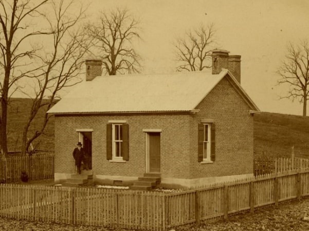 Photo: Dr. F. Julius LeMoyne's crematorium in Washington, Pennsylvania. Credit: Theosophical Society in America; Theosophy Wiki.