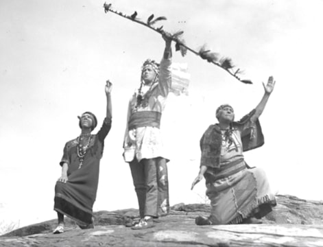 Photo: Mashpee Wampanoag ceremony in Middleborough, Massachusetts, 1930. Courtesy of the Boston Public Library, Leslie Jones Collection.