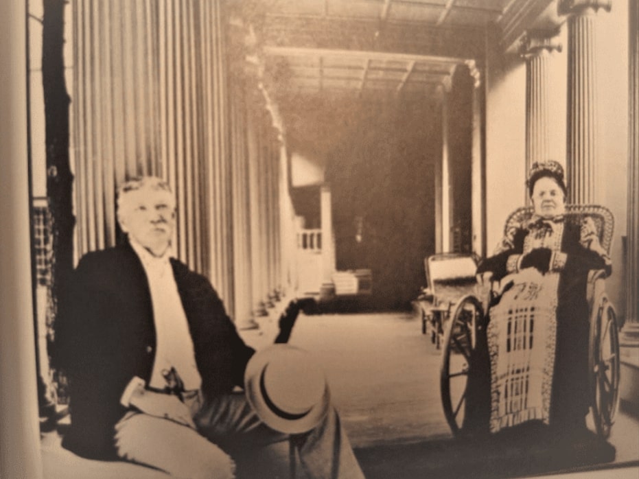 Photo: Edward Searles and Mary (Hopkins) Searles. Credit: Down East Dilettante.