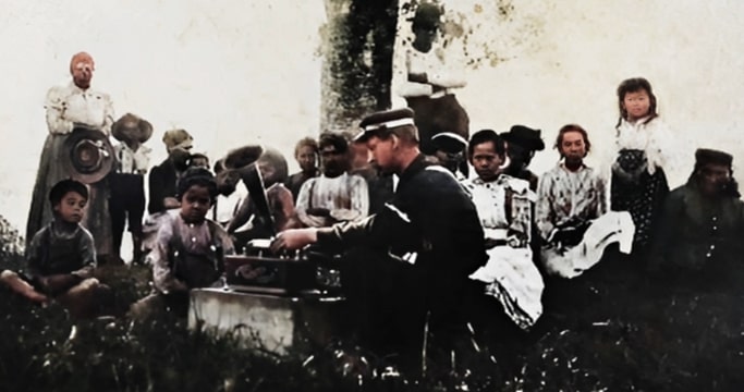 Photo: Jesse Fewkes recording Passamaquoddy Indians, 1890. Credit: Library of Congress, Prints and Photographs Division.