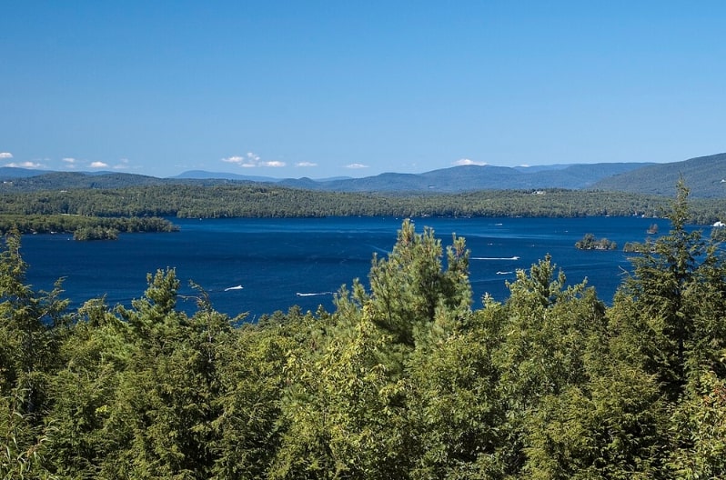 Photo: Lake Winnipesaukee, New Hampshire. Credit: Don Kasak; Wikimedia Commons.
