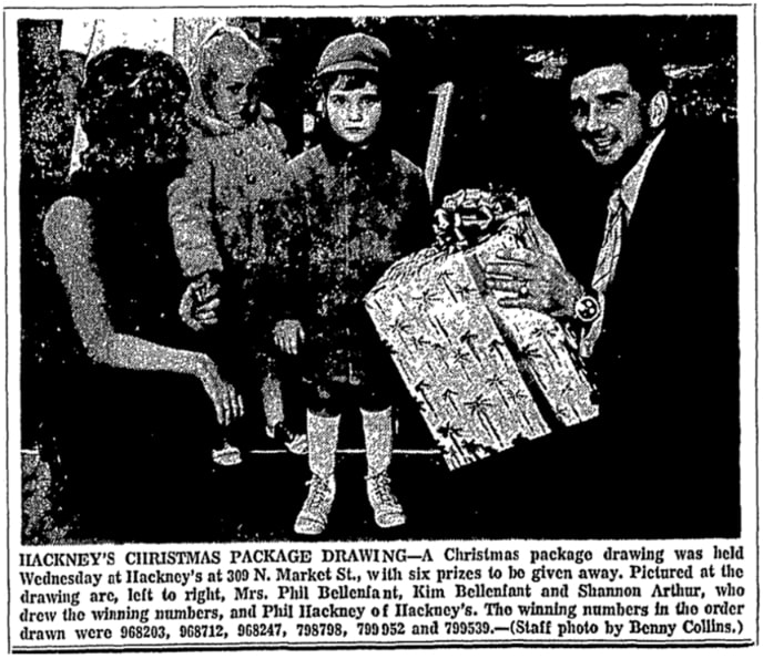 An article about a Christmas package drawing, Chattanooga News-Free Press newspaper 25 December 1970