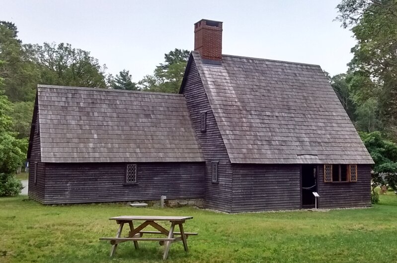 Photo: replica of the 1627 Aptucxet Trading Post at the Aptucxet Trading Post Museum in Bourne, Massachusetts. Credit: Vejlenser; Wikimedia Commons.