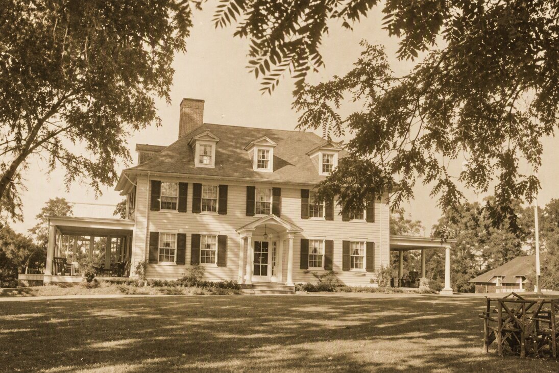 Photo: Manor House, Shelter Island, New York, in 1914. Credit: New York University Library.