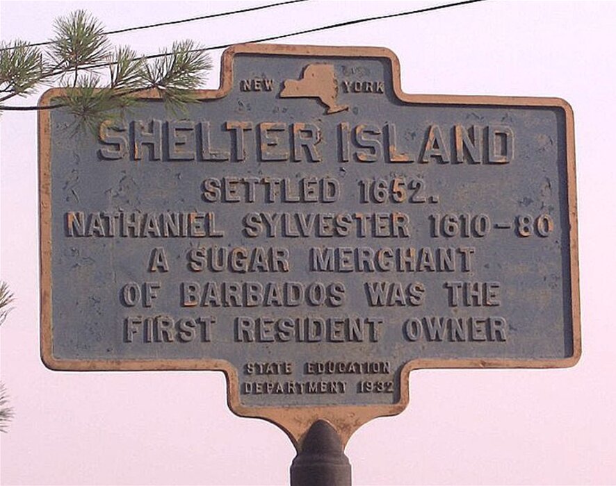 Photo: Shelter Island historical marker explaining the history of the area. Credit: Skyfry; Wikimedia Commons.